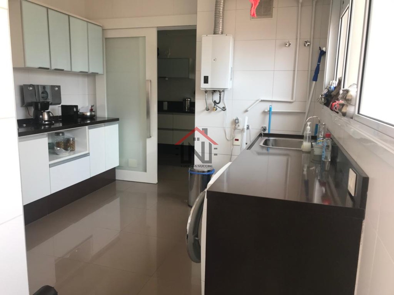 Viva com conforto e elegância em um apartamento de 3 suítes na Vila Mariana, São Paulo-SP!