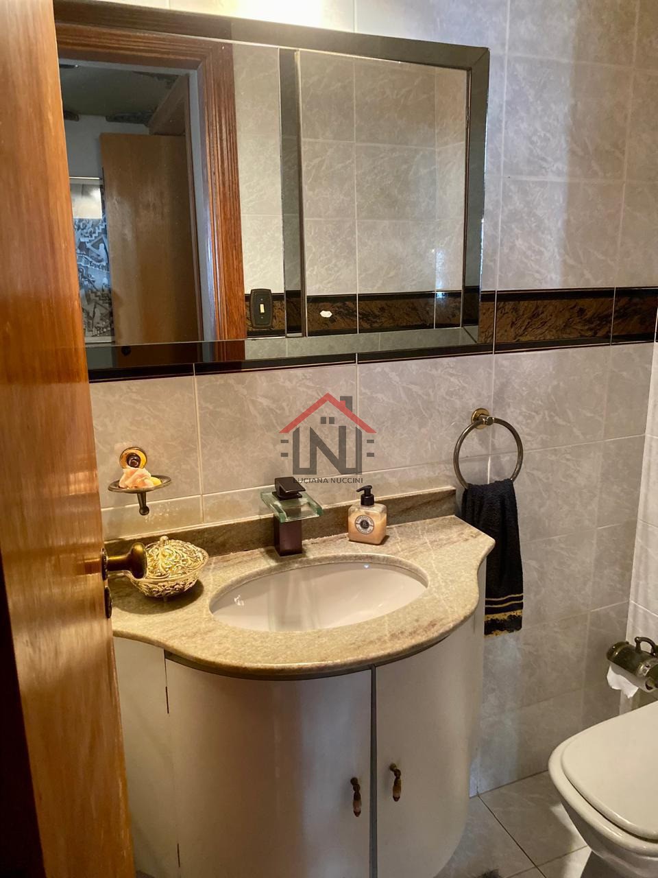 Imperdível apartamento à venda no Paraíso, São Paulo-SP: 3 quartos, 1 suíte, sala ampla, 3 banheiros, 1 vaga, 141m².