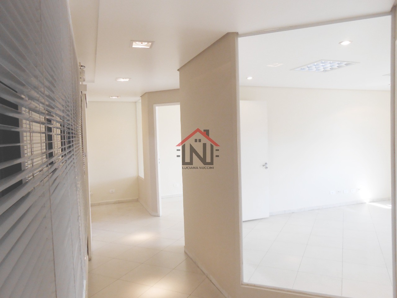 Excelente oportunidade de locação: Apartamento comercial de 155m² com 1 banheiro no Centro de São Paulo-SP!