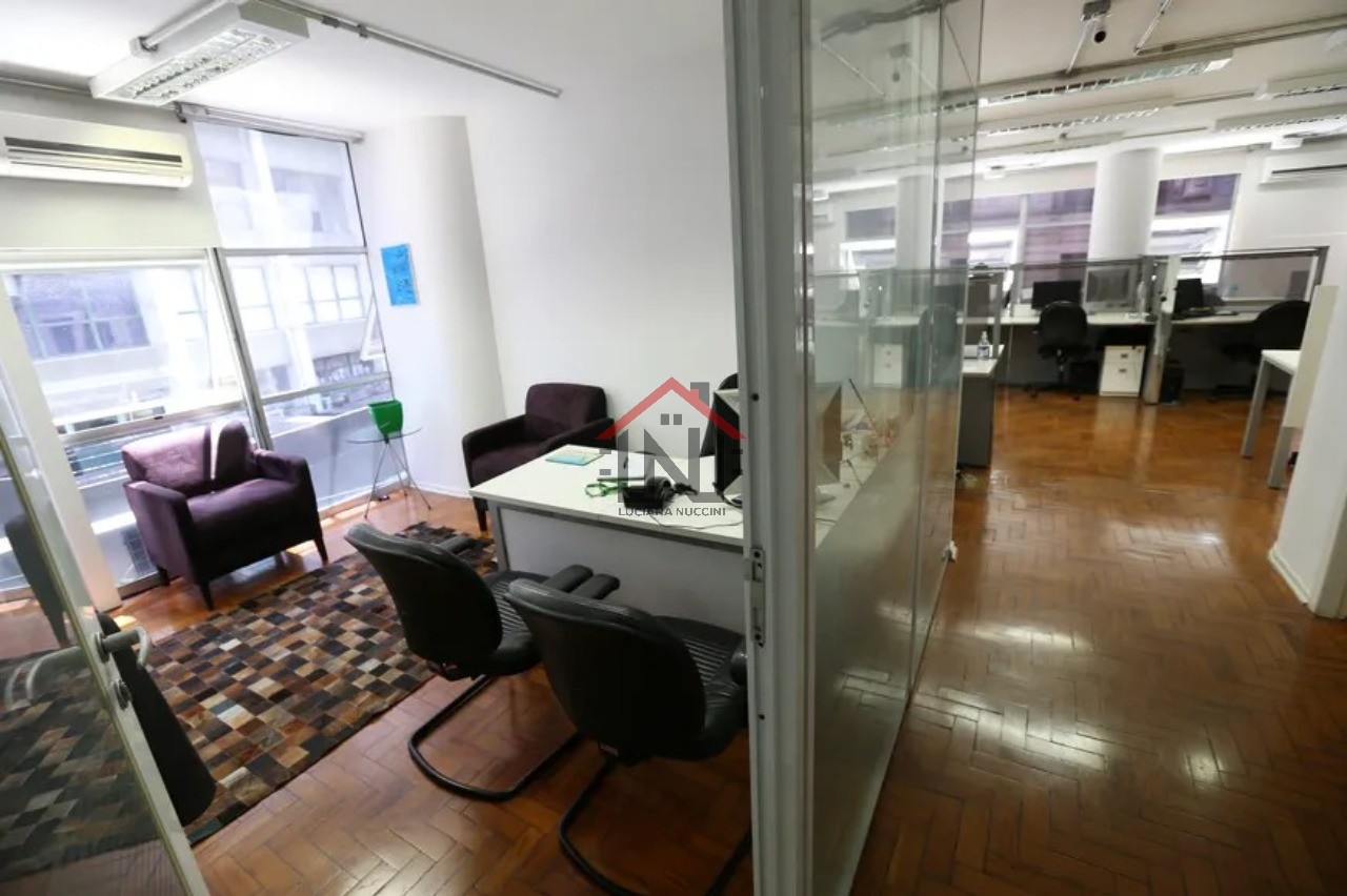 Oportunidade única: Conjunto Comercial de 330m² na Vila Fachini, São Paulo-SP, para locação!