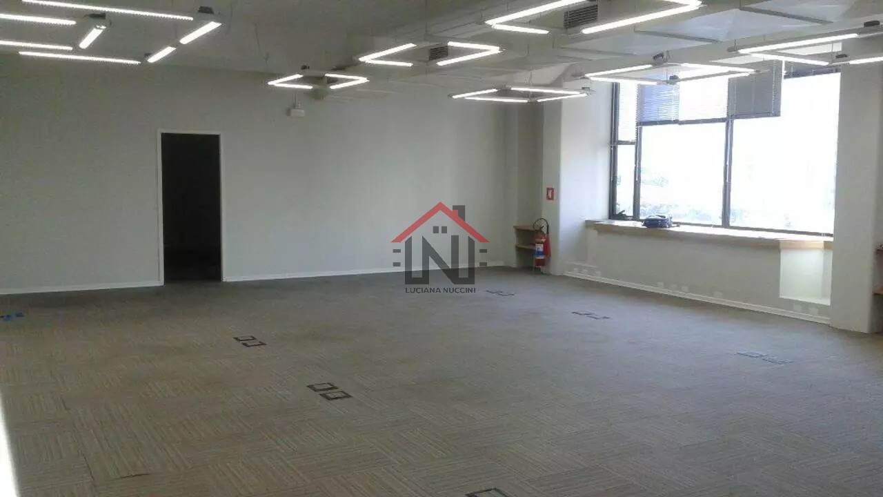 Conjunto comercial de alto padrão na cidade monções: 7 banhe