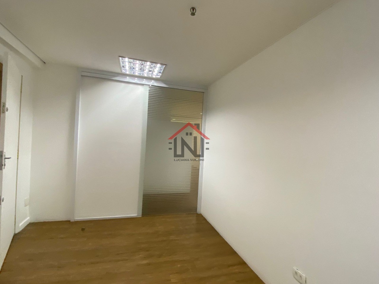 Conjunto Comercial de Luxo na Vila Olímpia: A Oportunidade Perfeita para o seu Negócio em São Paulo-SP!