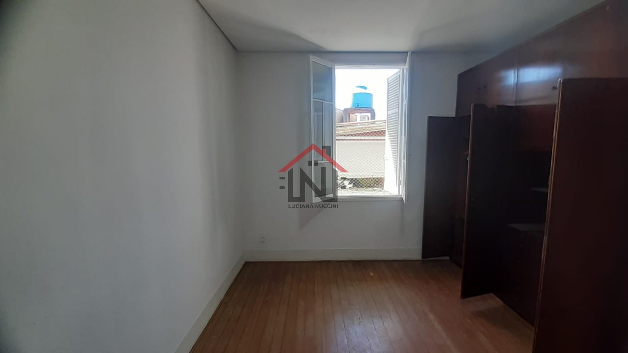 Excelente oportunidade: Casa à venda no Ipiranga, São Paulo-SP, com 3 quartos, 2 salas, 2 banheiros, 3 vagas de garagem e 170,00 m².