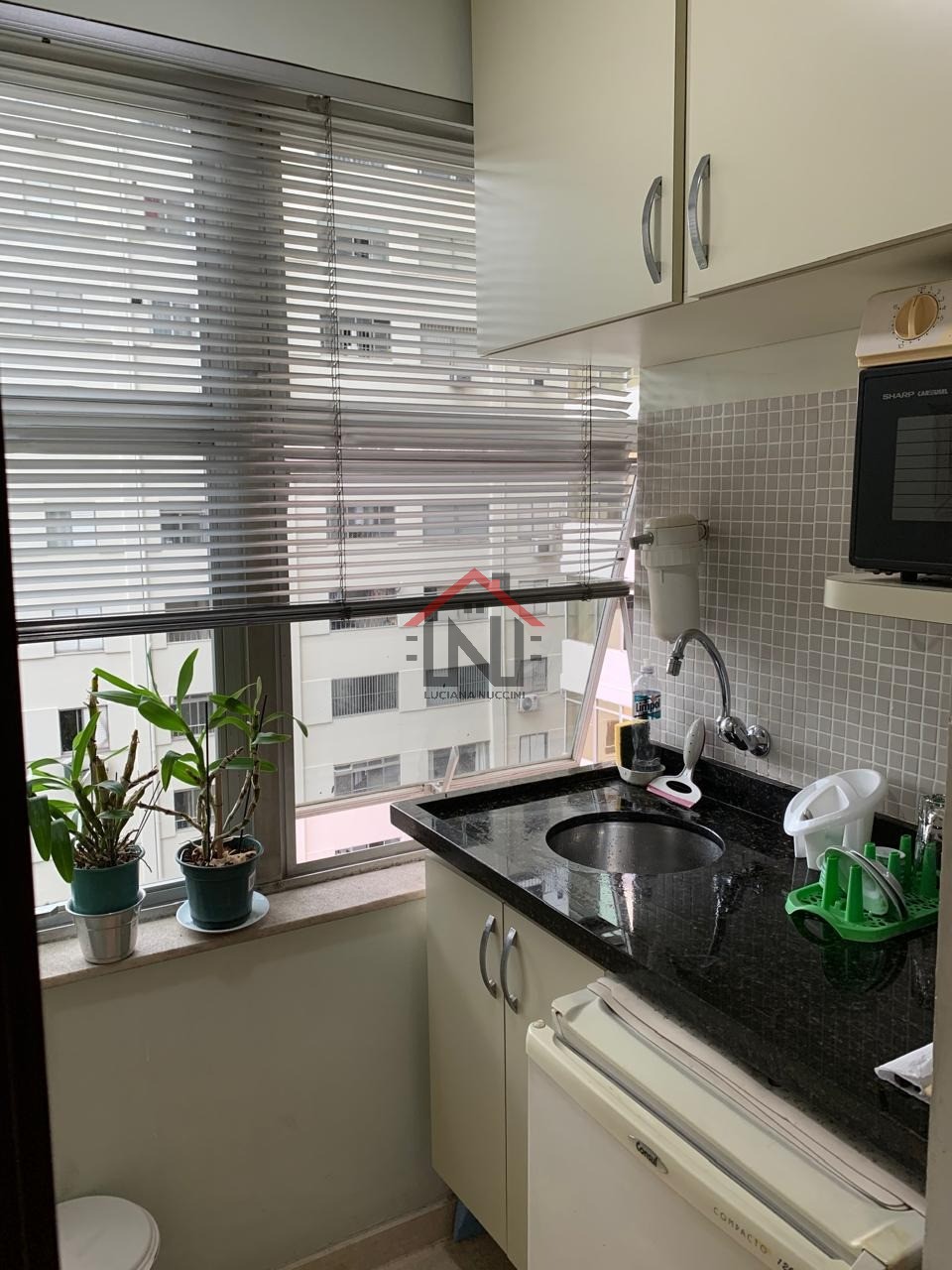 Conjunto Comercial para Locação em São Paulo-SP, Jardim Paulista: 5 Salas, 2 Banheiros, 58m² de Área. Agende sua visita!