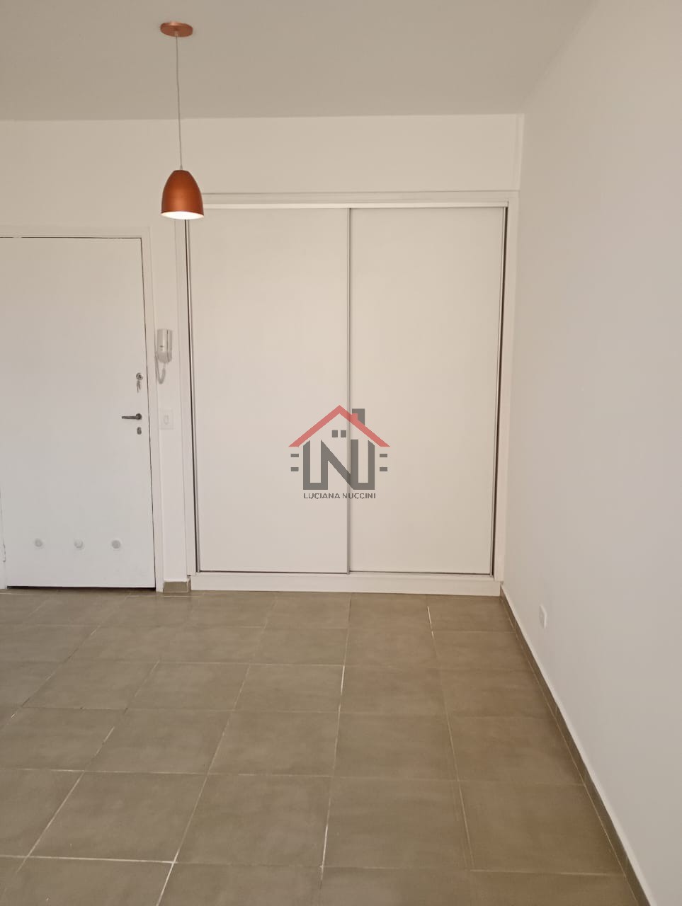 Studio de Luxo para Locação em Pinheiros - São Paulo-SP: 1 Quarto, 1 Banheiro, 24m², Imperdível!