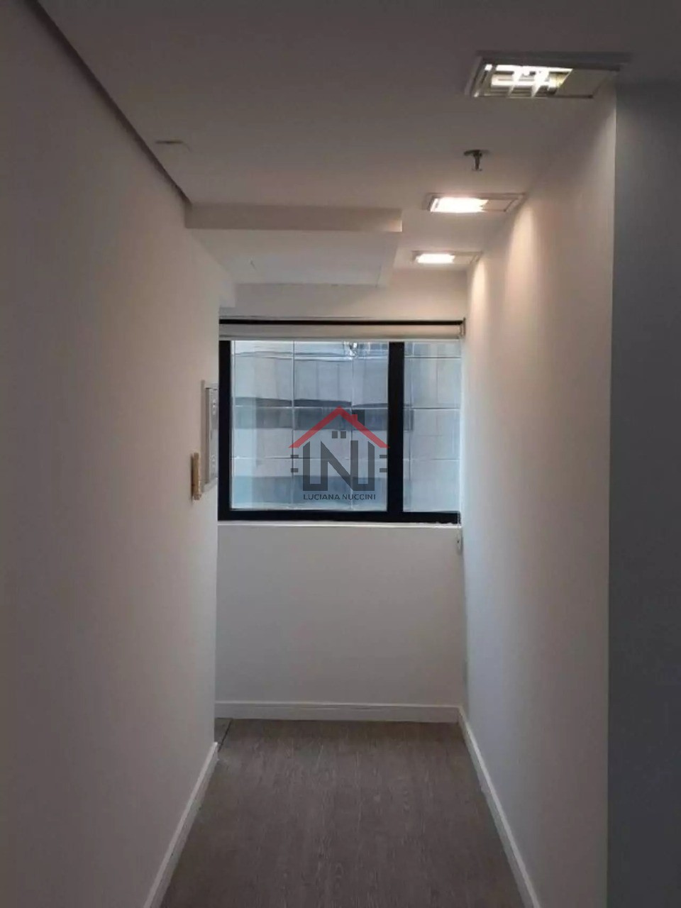 Conjunto Comercial na Vila Olímpia - São Paulo-SP Venda ou Locação 4 banheiros, 2 vagas, 90m²