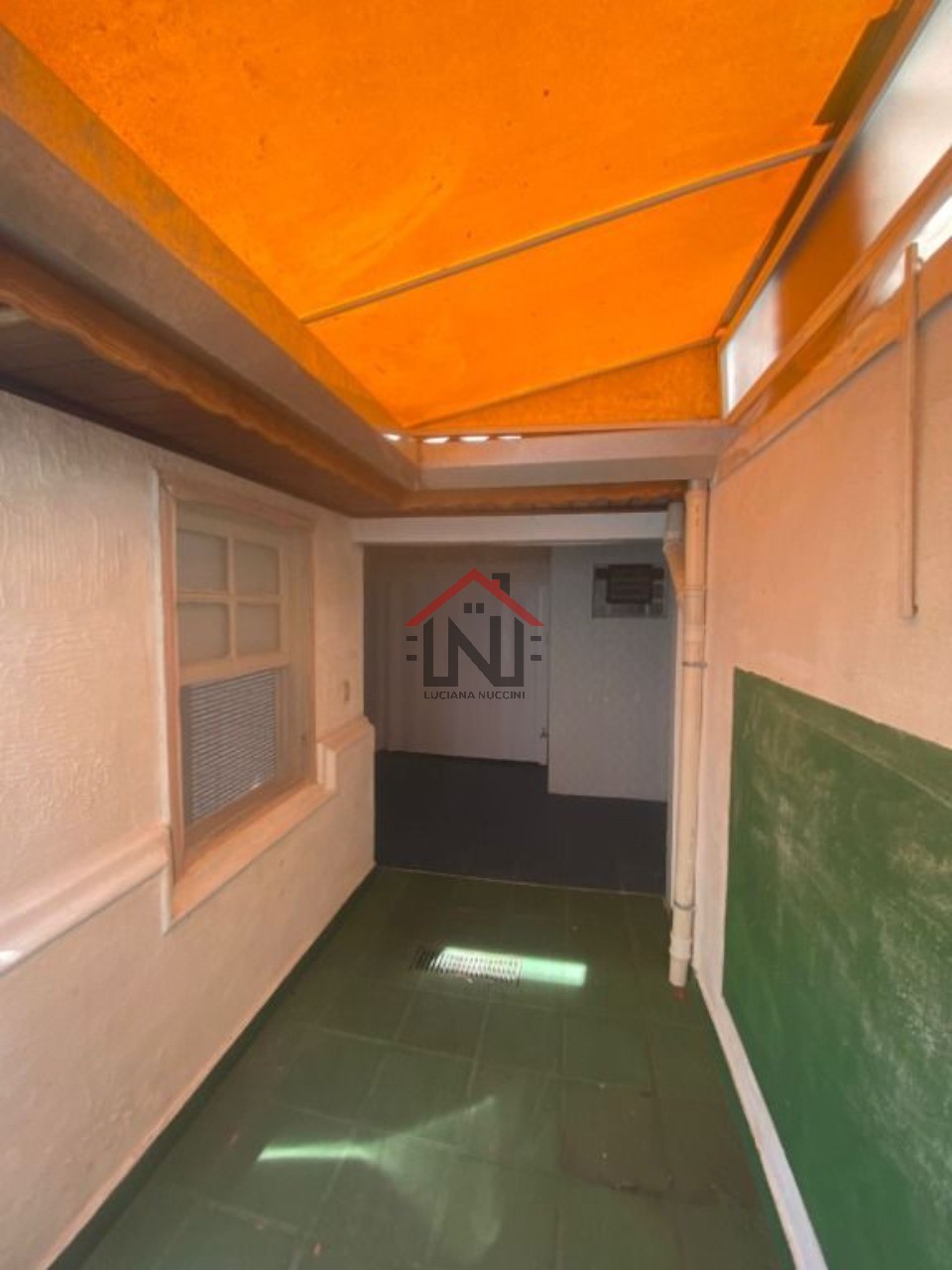 Imperdível: Casa à venda em São Paulo-SP, Vila Mariana. 3 quartos, 4 banheiros, 5 vagas de garagem e 360m² de área!