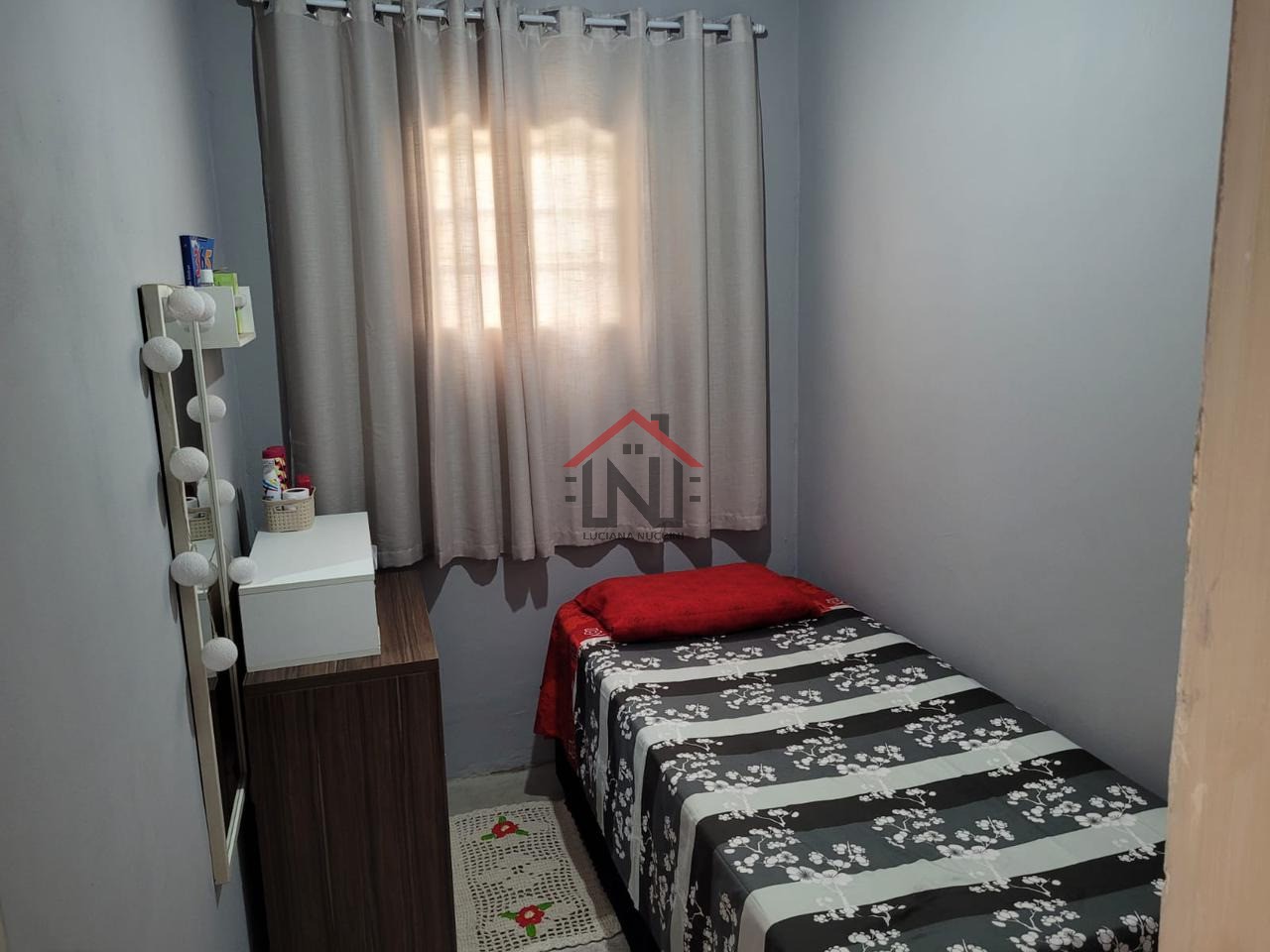 Imperdível residência à venda na Vila Liviero, São Paulo-SP: 3 quartos, 1 sala, 3 banheiros, 2 vagas de garagem, 170m².
