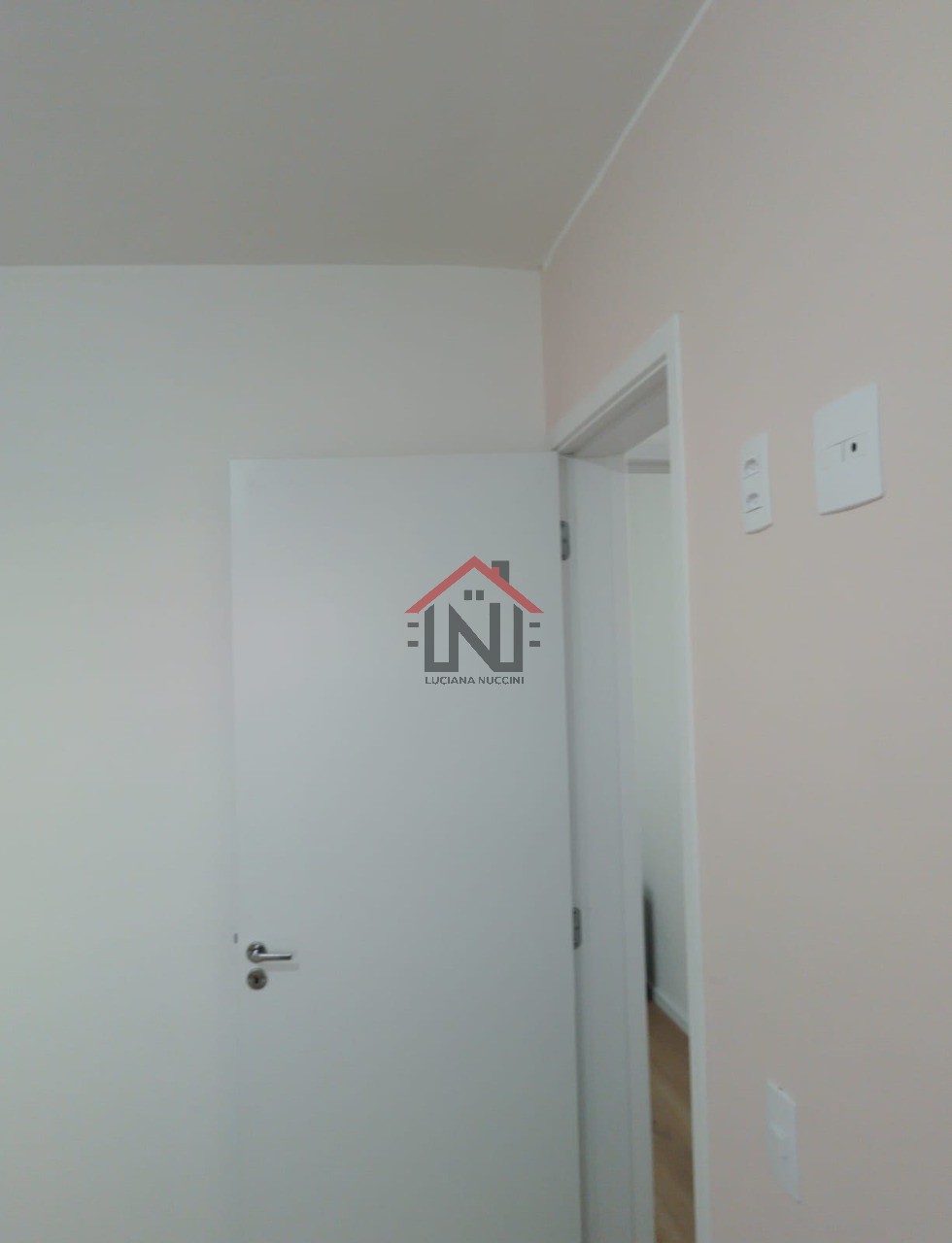 Apartamento à venda em São Paulo-SP, no bairro Sacomã, com 2 quartos, 1 banheiro, 1 vaga de garagem e 50,00 m² de área.