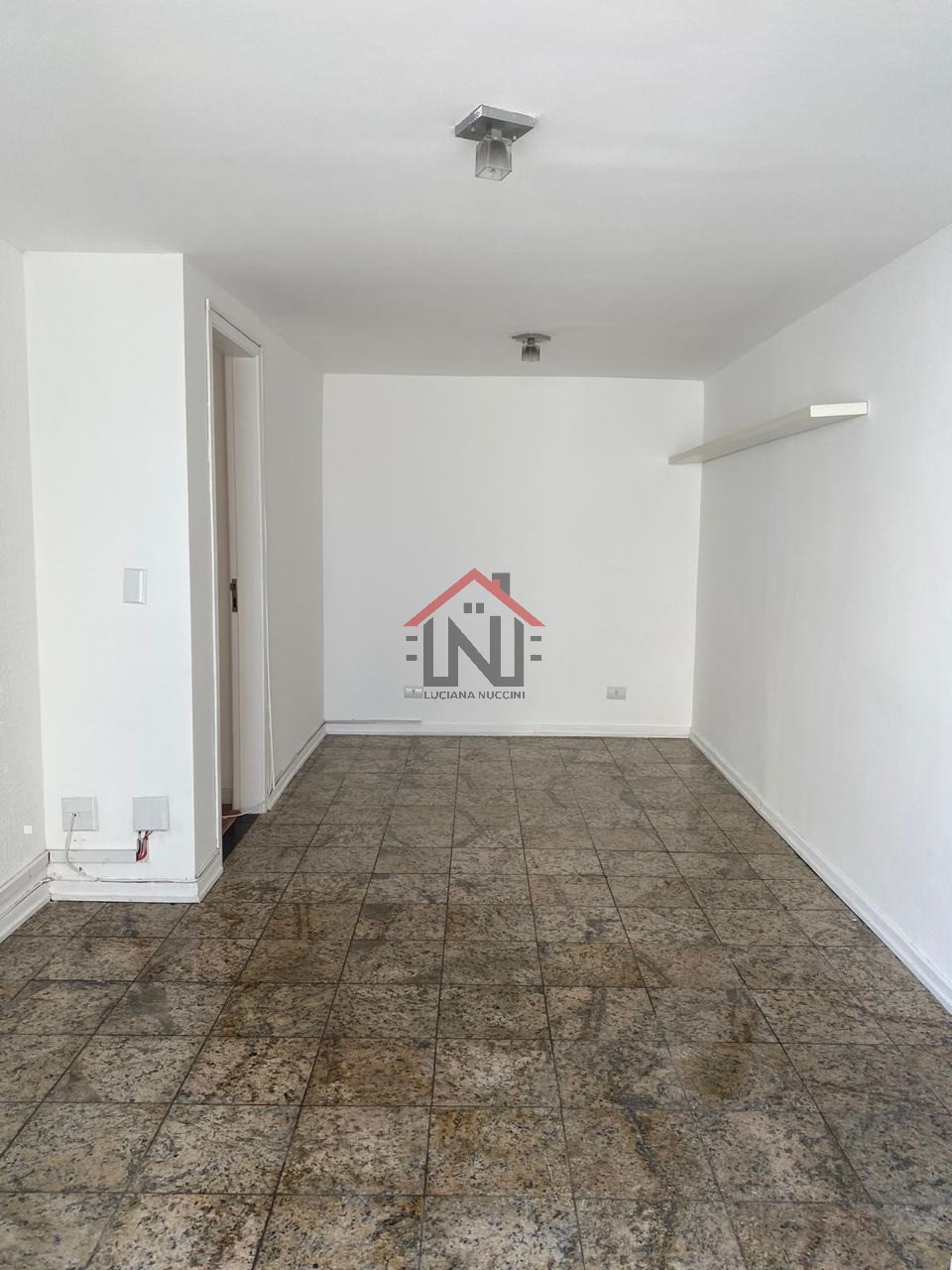 Cobertura para locação com 3 quartos e 160m² em Pinheiros, São Paulo-SP.