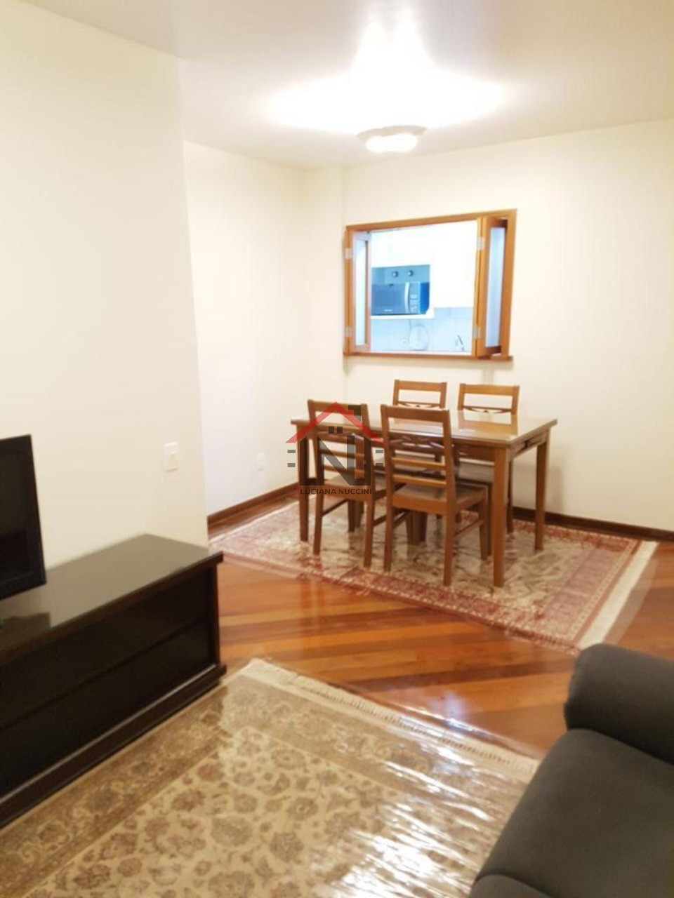 Apartamento de Alto Padrão para Locação em Cerqueira César - São Paulo-SP: 2 Quartos, 1 Suíte, 1 Sala, 2 Banheiros, 1 Vaga, 71m².