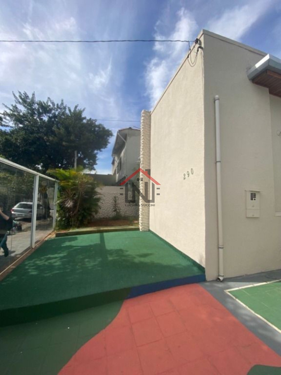 Imperdível: Casa à venda em São Paulo-SP, Vila Mariana. 3 quartos, 4 banheiros, 5 vagas de garagem e 360m² de área!