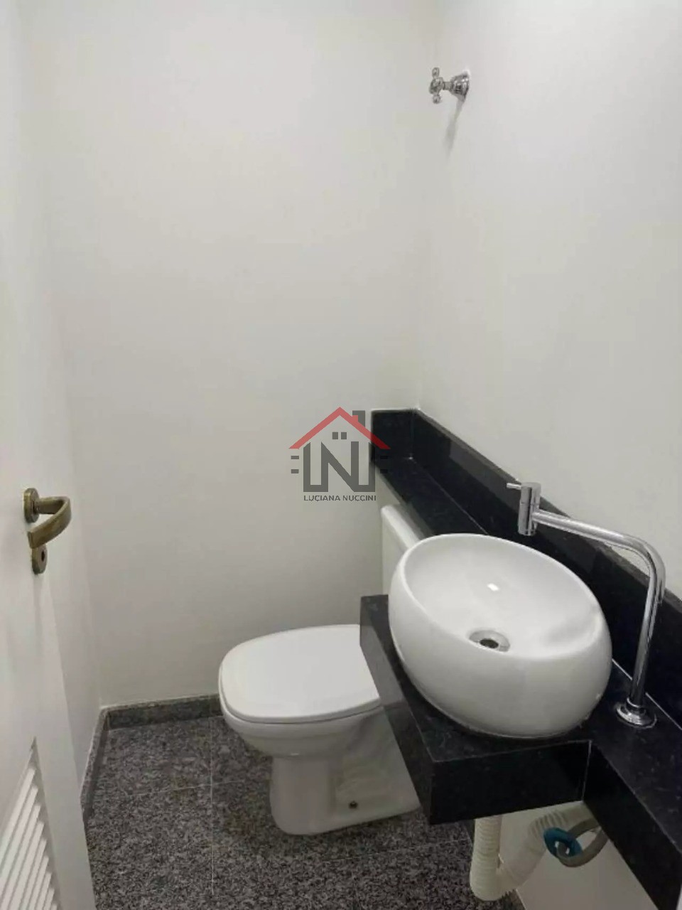 Conjunto Comercial na Vila Olímpia, São Paulo-SP: 74m², 4 banheiros - Venda ou Locação!