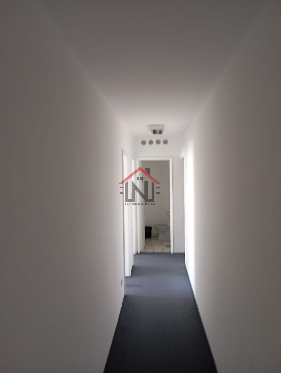 Conjunto Comercial para Locação no Paraíso, São Paulo-SP: 1 Sala, 1 Banheiro, 135m² de Área