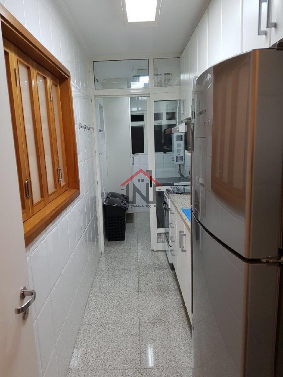 Apartamento de Alto Padrão para Locação em Cerqueira César - São Paulo-SP: 2 Quartos, 1 Suíte, 1 Sala, 2 Banheiros, 1 Vaga, 71m².