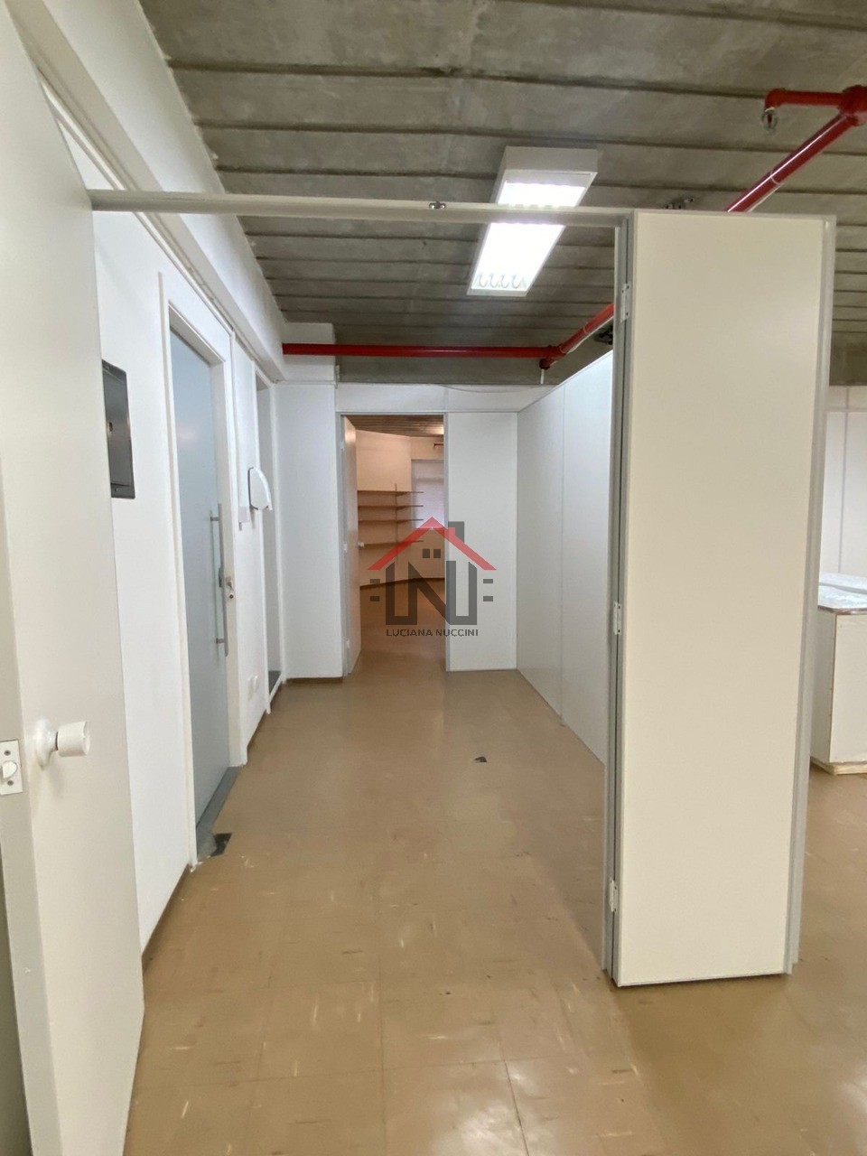 Conjunto Comercial de Alto Padrão na Vila Olímpia - São Paulo-SP: 1 Sala, 1 Banheiro, 4 Vagas, 190m². Venha Conferir!