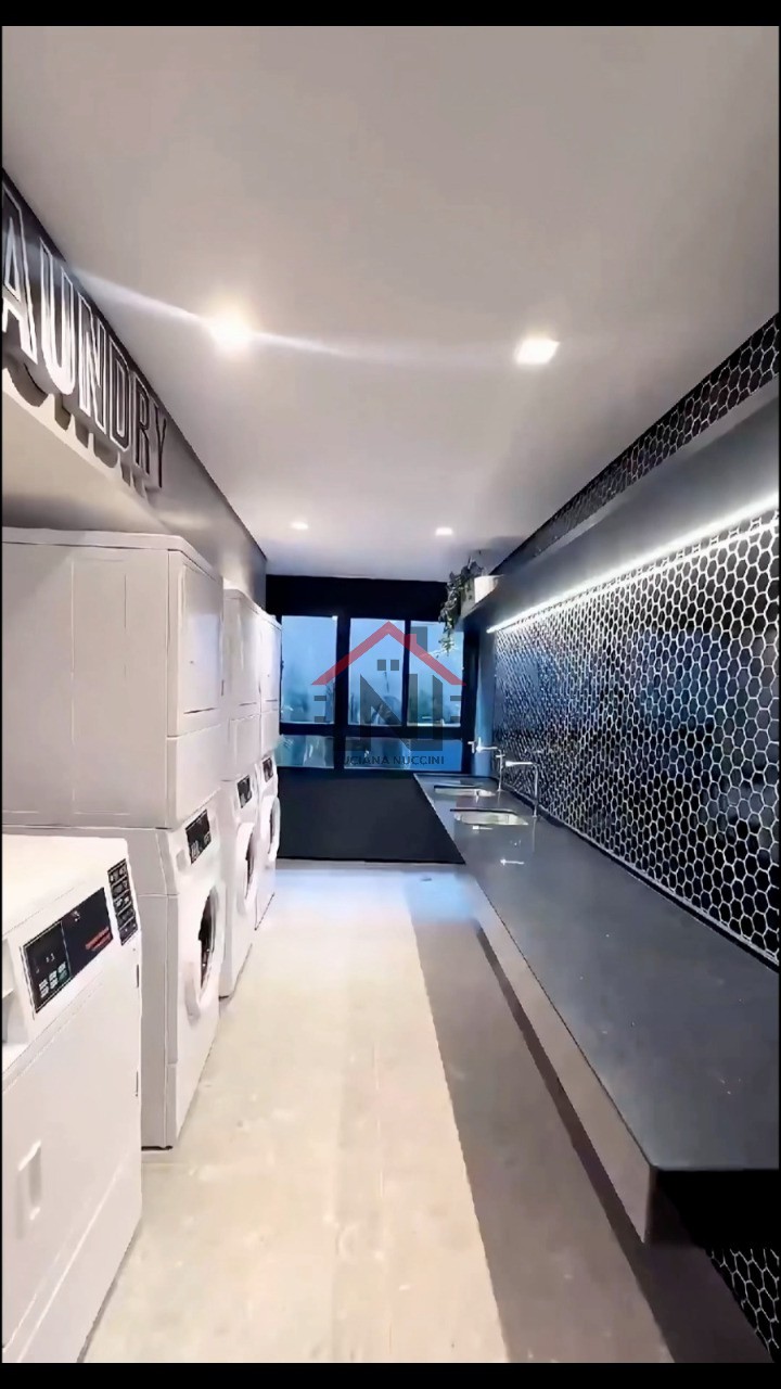 Oportunidade imperdível: Apartamento à venda em Pinheiros, São Paulo-SP, com 2 quartos, 1 sala, 1 banheiro e 46,53 m² de área.