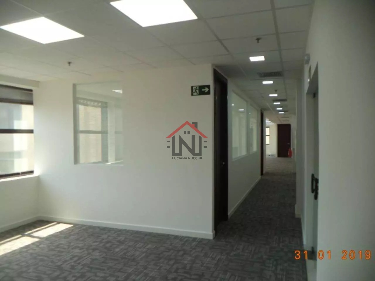 Conjunto Comercial de Alto Padrão na Vila Buarque, São Paulo-SP: 377m², 4 Banheiros e 10 Vagas de Garagem! Venha Conferir!