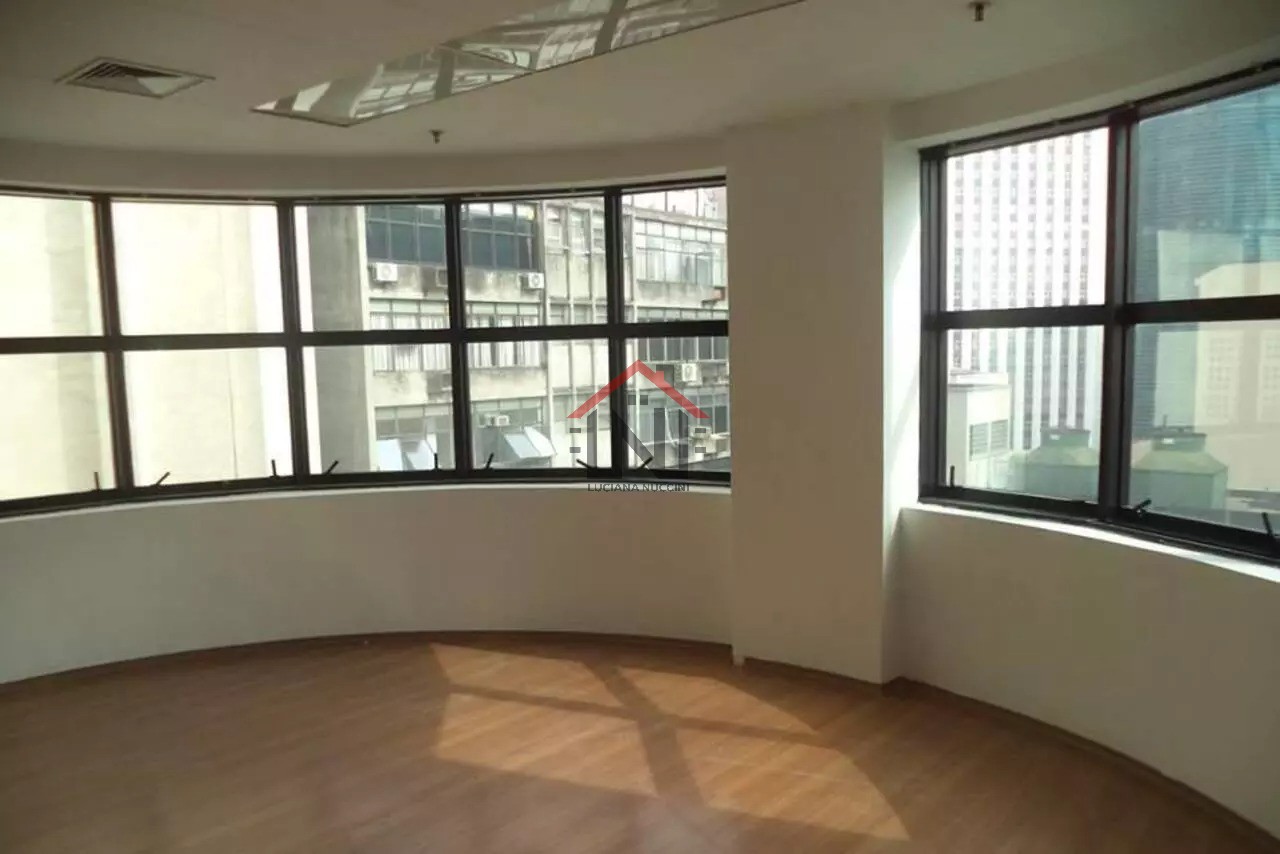 Conjunto Comercial de Alto Padrão na Vila Buarque, São Paulo-SP 188m², 4 Banheiros e 5 Vagas de Garagem!