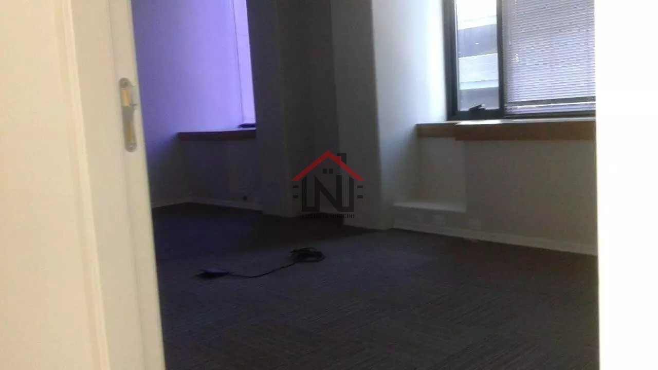 Conjunto Comercial de Alto Padrão na Cidade Monções: 7 banheiros, 8 vagas, 375m² - Venda ou Locação em São Paulo-SP!