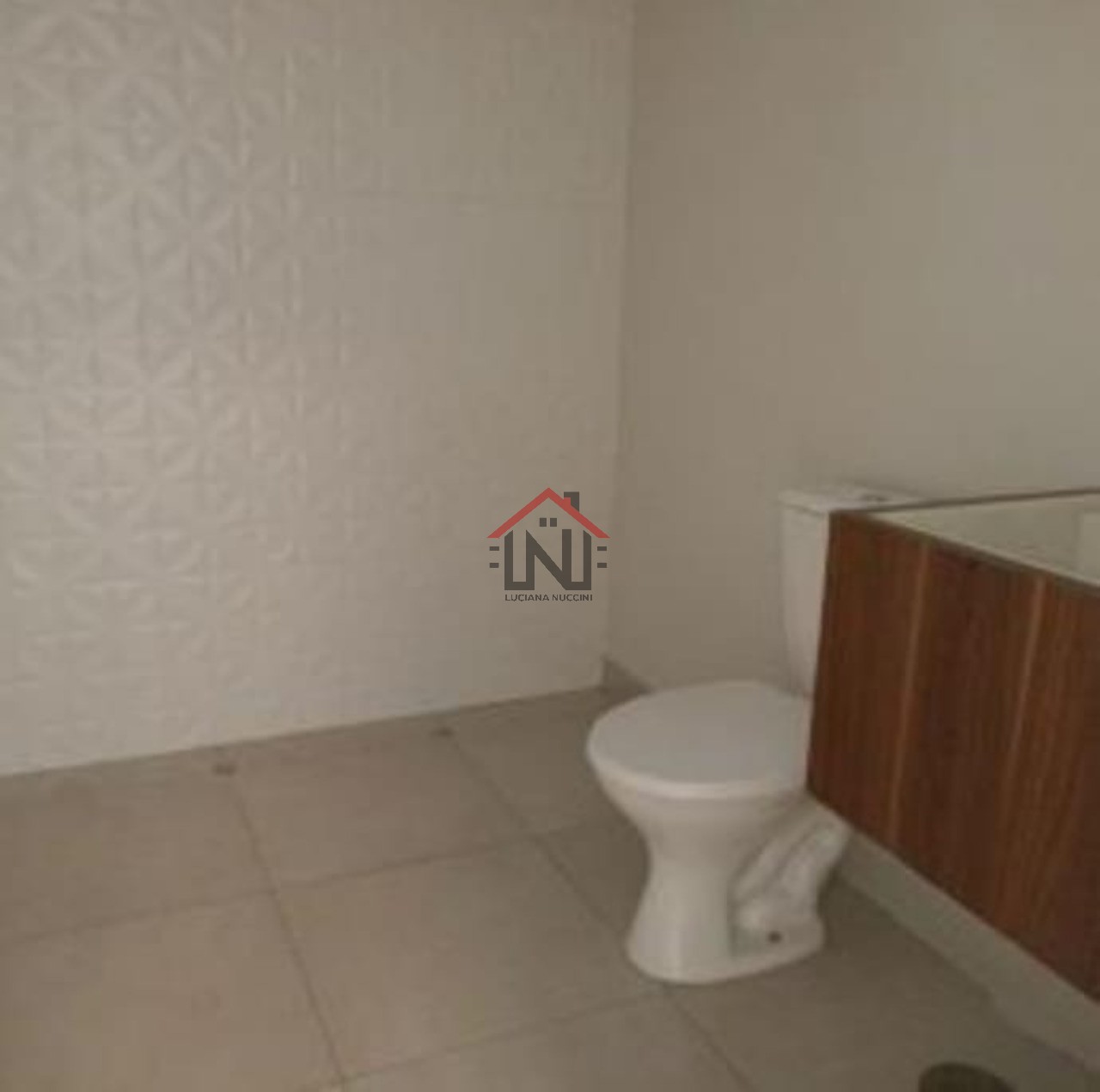 Imperdível oportunidade: Casa comercial à venda em Indianópolis, São Paulo-SP! 2 quartos, 1 banheiro, 100m² de área.