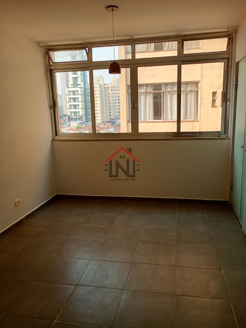 Studio de Luxo para Locação em Pinheiros - São Paulo-SP: 1 Quarto, 1 Banheiro, 24m², Imperdível!