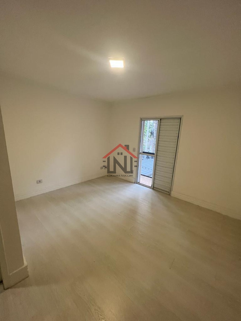 Imperdível oportunidade de adquirir casa com 3 quartos e 3 suítes na Vila Mariana, São Paulo!