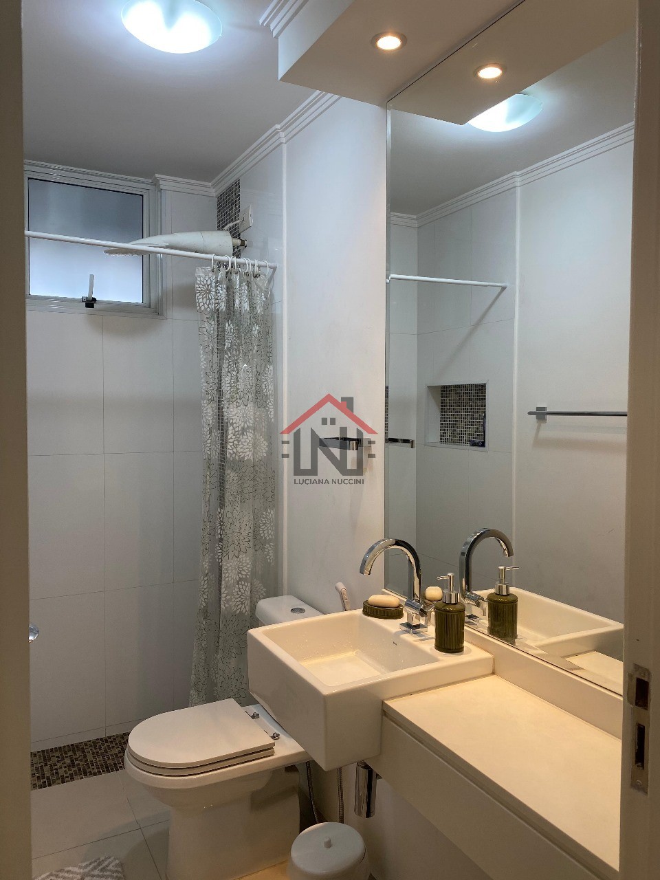 Apartamento de luxo para locação no Brooklin Paulista, São Paulo-SP: 2 quartos, 1 suíte, 1 vaga, 91m².
