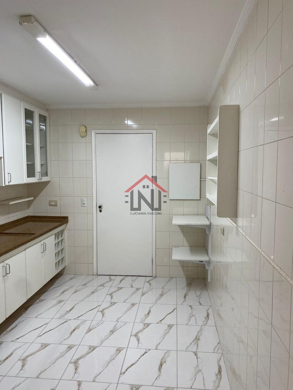 Cobertura para locação com 3 quartos e 160m² em Pinheiros, São Paulo-SP.