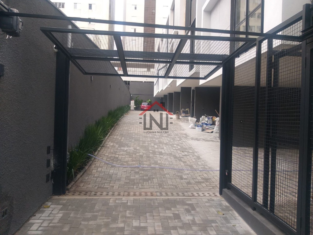 Casa à venda na Vila Mariana, São Paulo-SP: 2 quartos, 1 suíte, 1 sala, 2 banheiros, 1 vaga de garagem, 149m²!