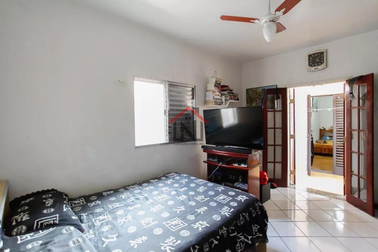 Casa à venda em São Paulo-SP, Parque Jabaquara: 3 quartos, 4 banheiros, 2 vagas, 189 m². Encontre seu lar dos sonhos!