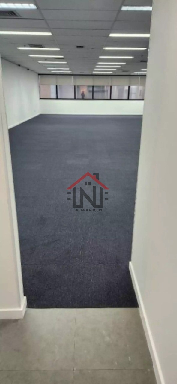 Conjunto Comercial para Locação em São Paulo-SP, Bairro Cerqueira César: 1 Sala, 1 Banheiro, 233m² de Área