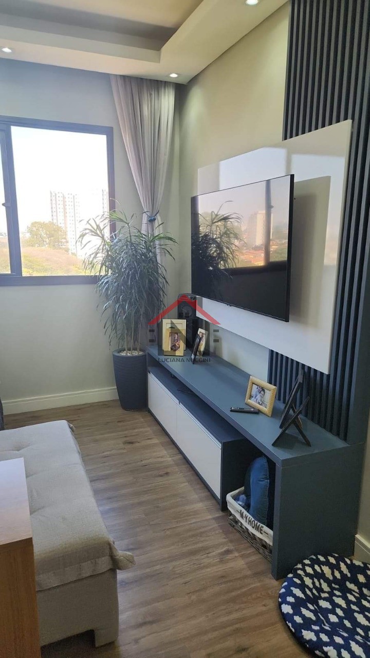 Apartamento à venda na Vila Arapuã: 2 quartos, 1 sala, 1 banheiro e 1 vaga de garagem em SP!
