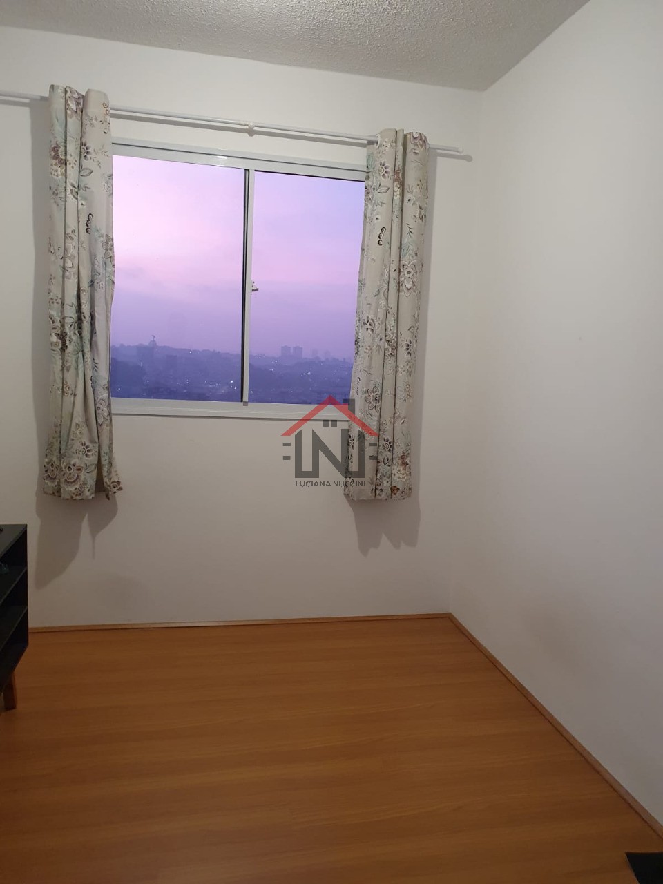 Imperdível: Apartamento à venda em São Paulo-SP, Jardim Santa Emília. 2 quartos, 1 sala, 2 banheiros, 1 vaga, 40m².