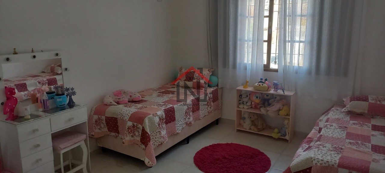 Imperdível: Casa à venda em Parque Bristol, São Paulo-SP, com 2 quartos, 2 banheiros, 2 vagas de garagem e 140m².