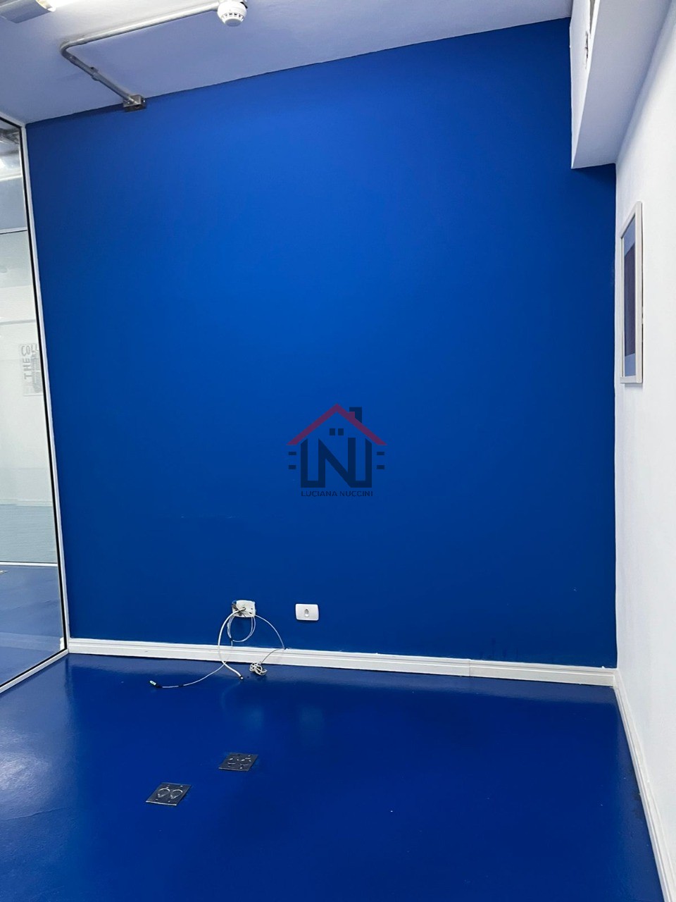 Conjunto Comercial à Venda na Consolação, São Paulo-SP: 1 Sala, 2 Banheiros, 6 Vagas, 334m² de Área!