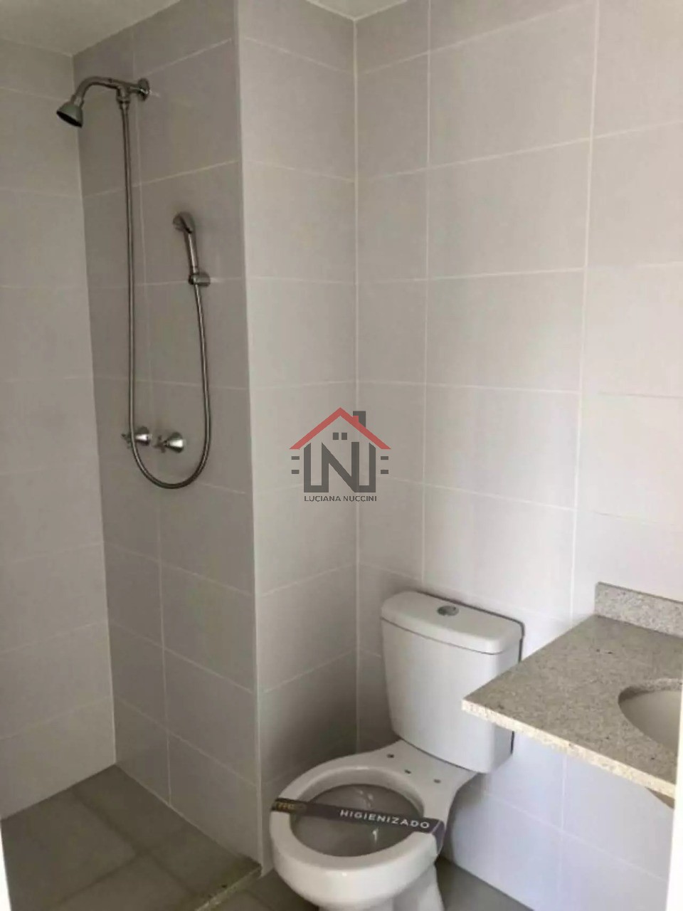 Excelente oportunidade: Apartamento de 3 quartos com suíte e 2 vagas no Jardim das Acácias, São Paulo-SP!