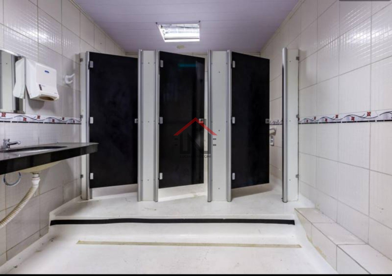 Galpão Comercial para Locação em São Paulo-SP, Bairro Santo Amaro: 1 Sala, 3 Banheiros, 1 Vaga Garagem, 700m² Área