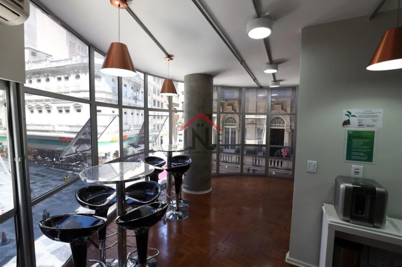 Oportunidade única: Conjunto Comercial de 330m² na Vila Fachini, São Paulo-SP, para locação!