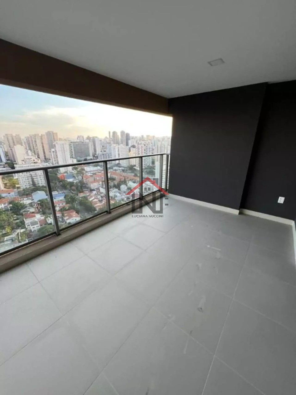Imperdível apartamento de luxo com 3 suítes e 143m² no Campo Belo, São Paulo-SP!