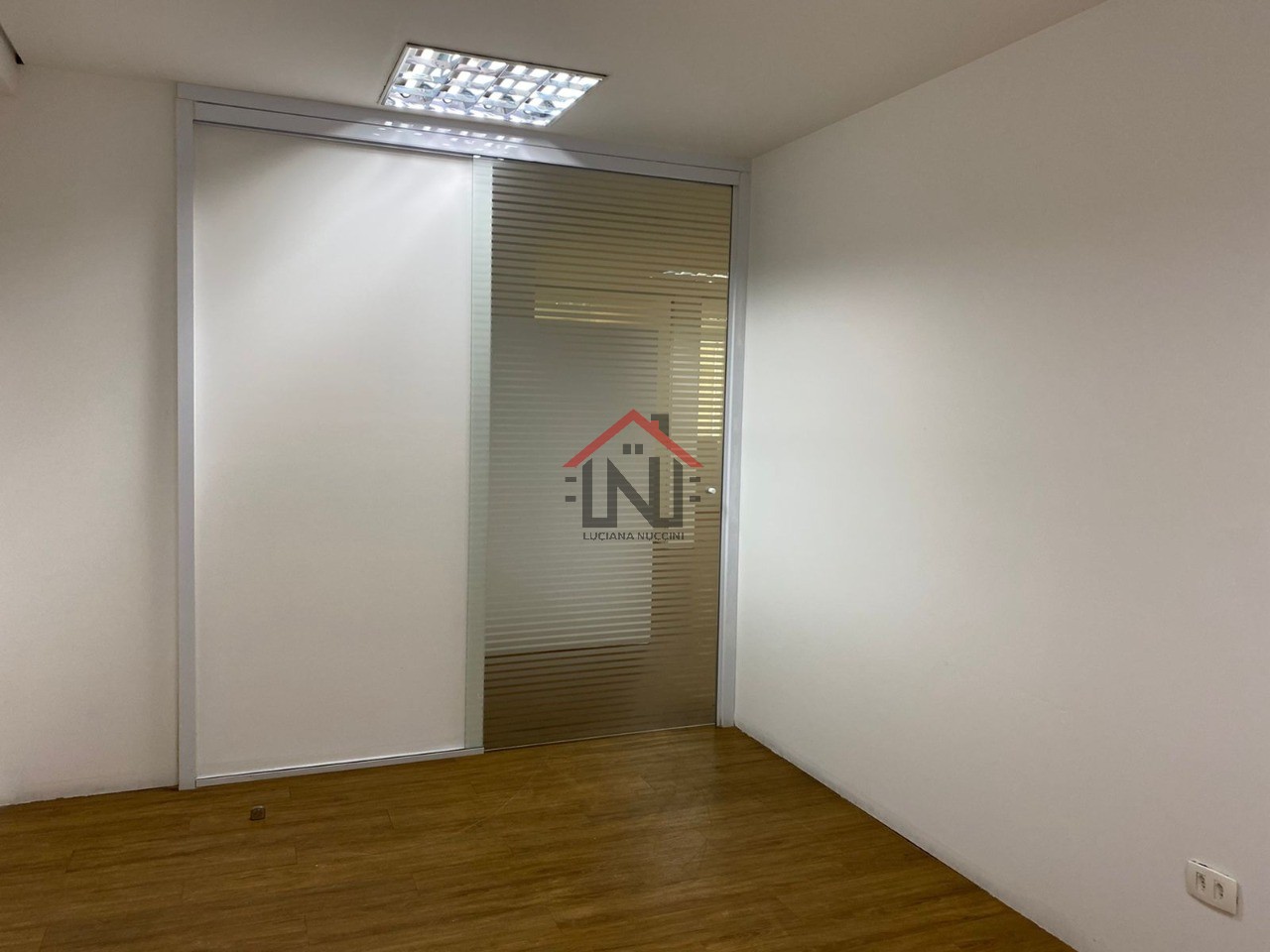 Conjunto Comercial de Luxo na Vila Olímpia: A Oportunidade Perfeita para o seu Negócio em São Paulo-SP!