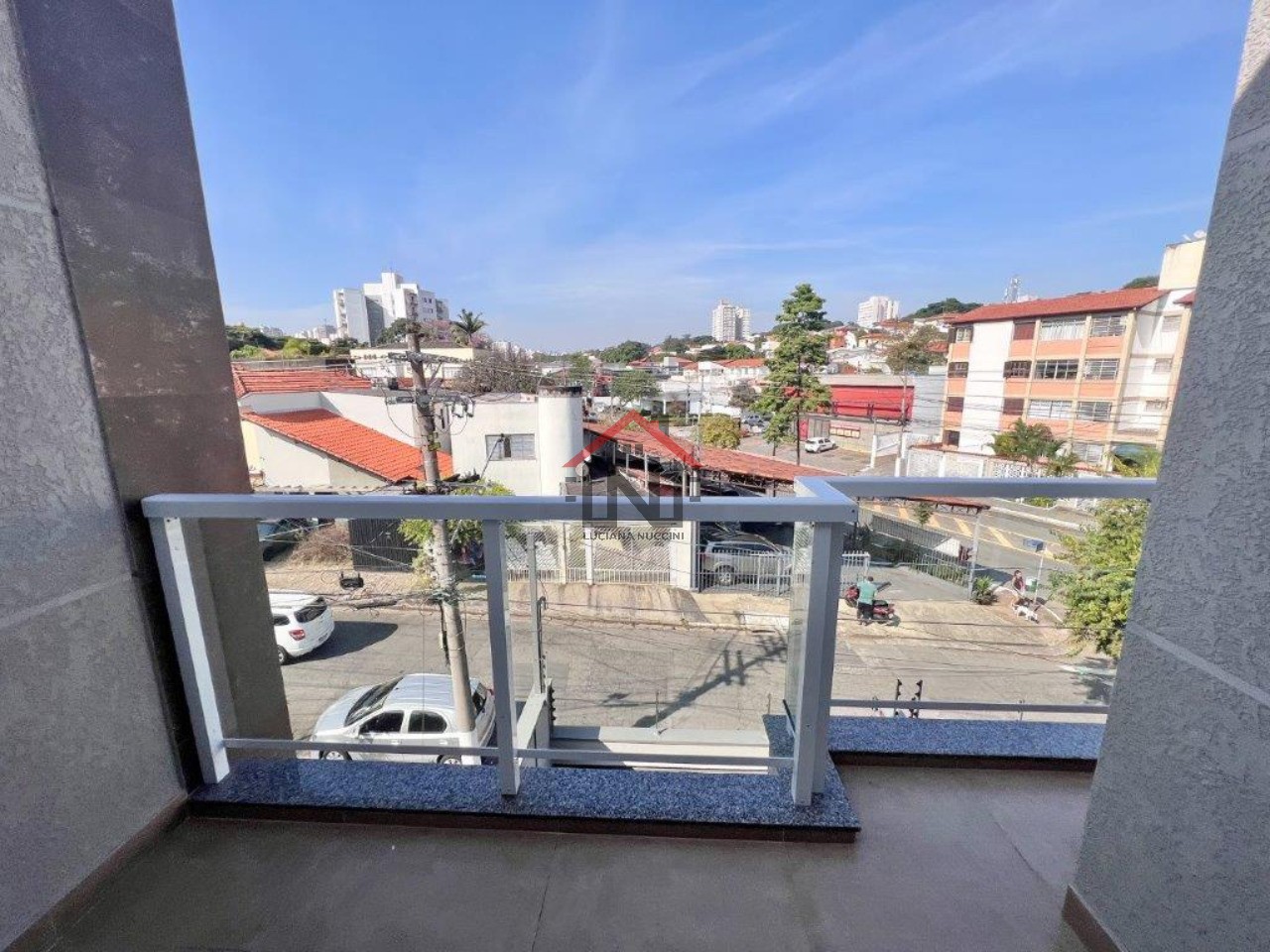 Imperdível oportunidade: Casa à venda em São Paulo-SP, Mirandópolis, 3 quartos, 1 suíte, 1 sala, 2 banheiros, 3 vagas, 170m².