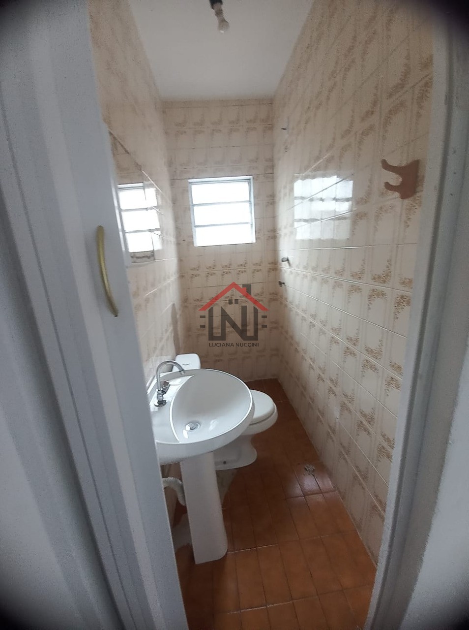 Imperdível: Casa à venda em Parque Bristol, São Paulo-SP, com 2 quartos, 2 banheiros, 2 vagas de garagem e 140m².