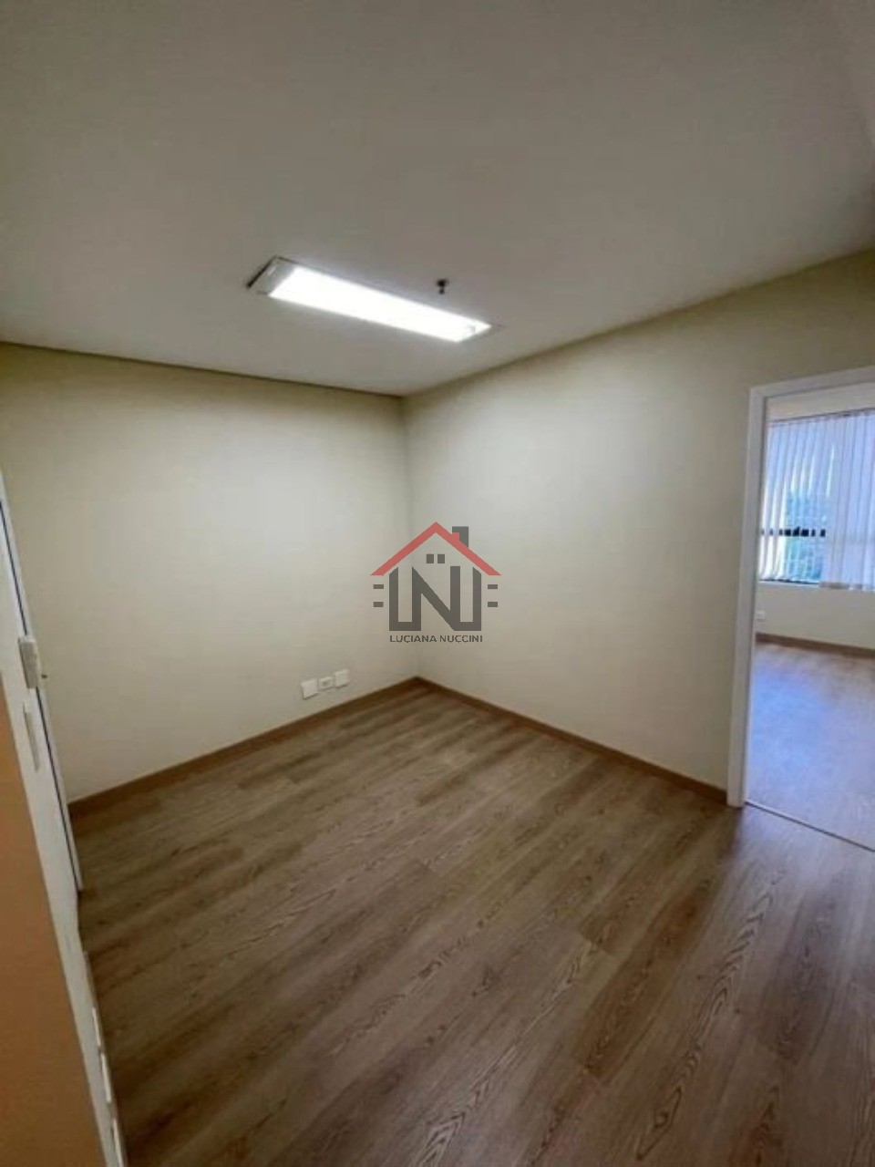 Sala Comercial para Locação em Jardim Paulista, São Paulo-SP: 2 Salas, 2 Banheiros, 1 Vaga de Garagem!