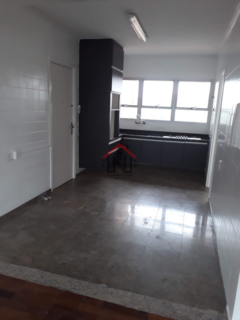 Apartamento à venda em São Paulo-SP, na Vila Nova Conceição: 3 quartos, 1 suíte, 2 banheiros, 2 vagas de garagem, 150m²!