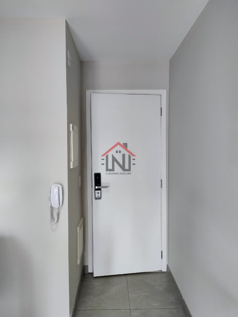 Apartamento para locação em São Paulo-SP, Campo Belo: 1 quarto, 1 sala, 1 banheiro, 1 vaga de garagem, 37,50 m².