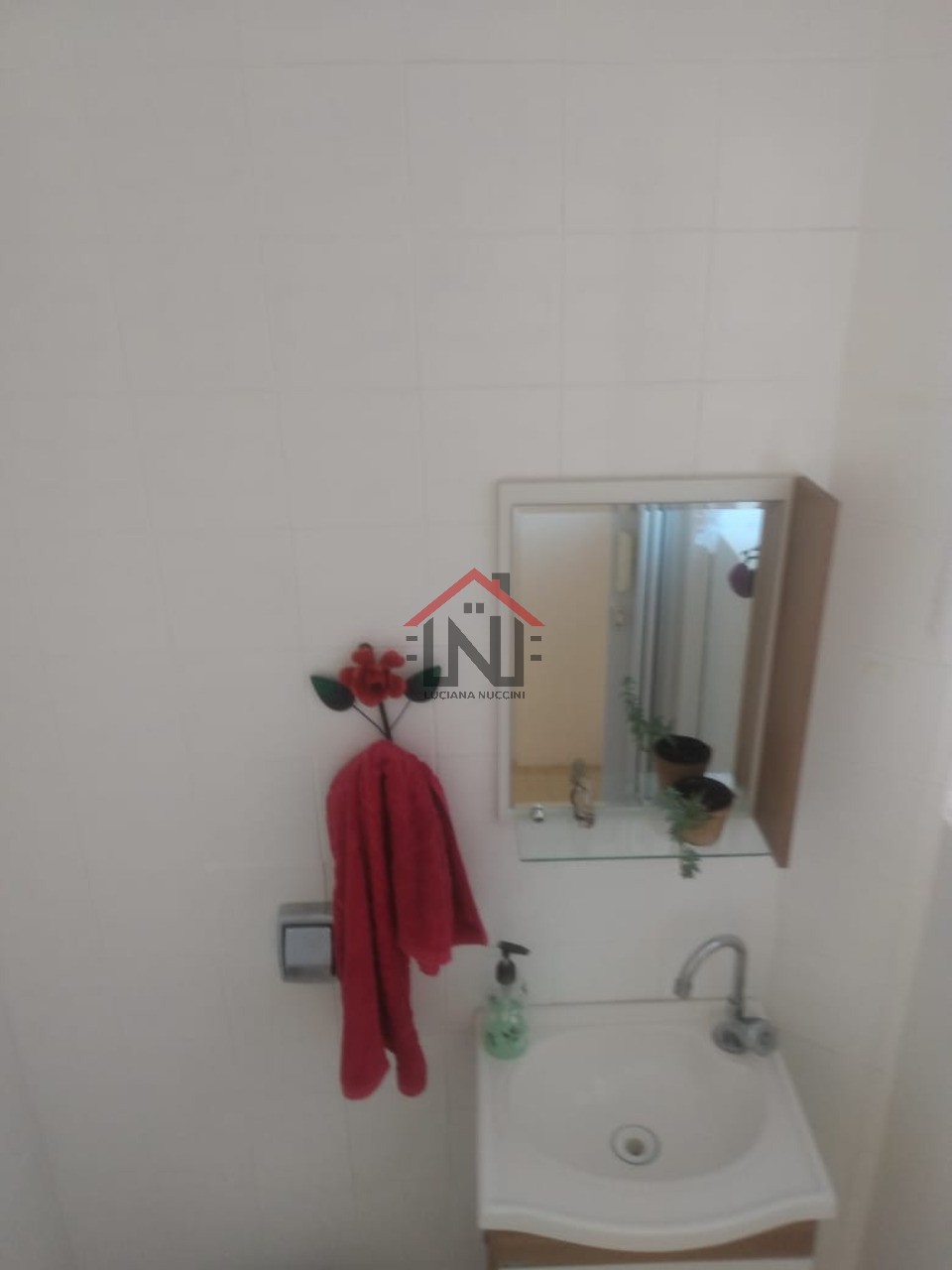 Imperdível: Casa à venda em Parque Bristol, São Paulo-SP, com 2 quartos, 2 banheiros, 2 vagas de garagem e 140m².