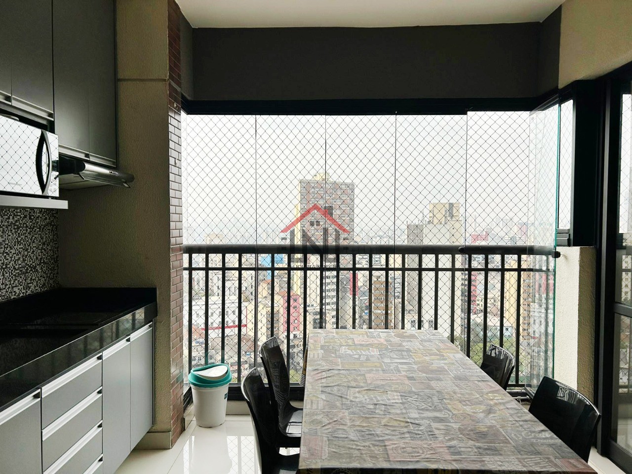 Apartamento para Locação na Bela Vista, São Paulo-SP: 2 quartos, 1 banheiro, 1 vaga de garagem, 58m² de área. Confira agora!