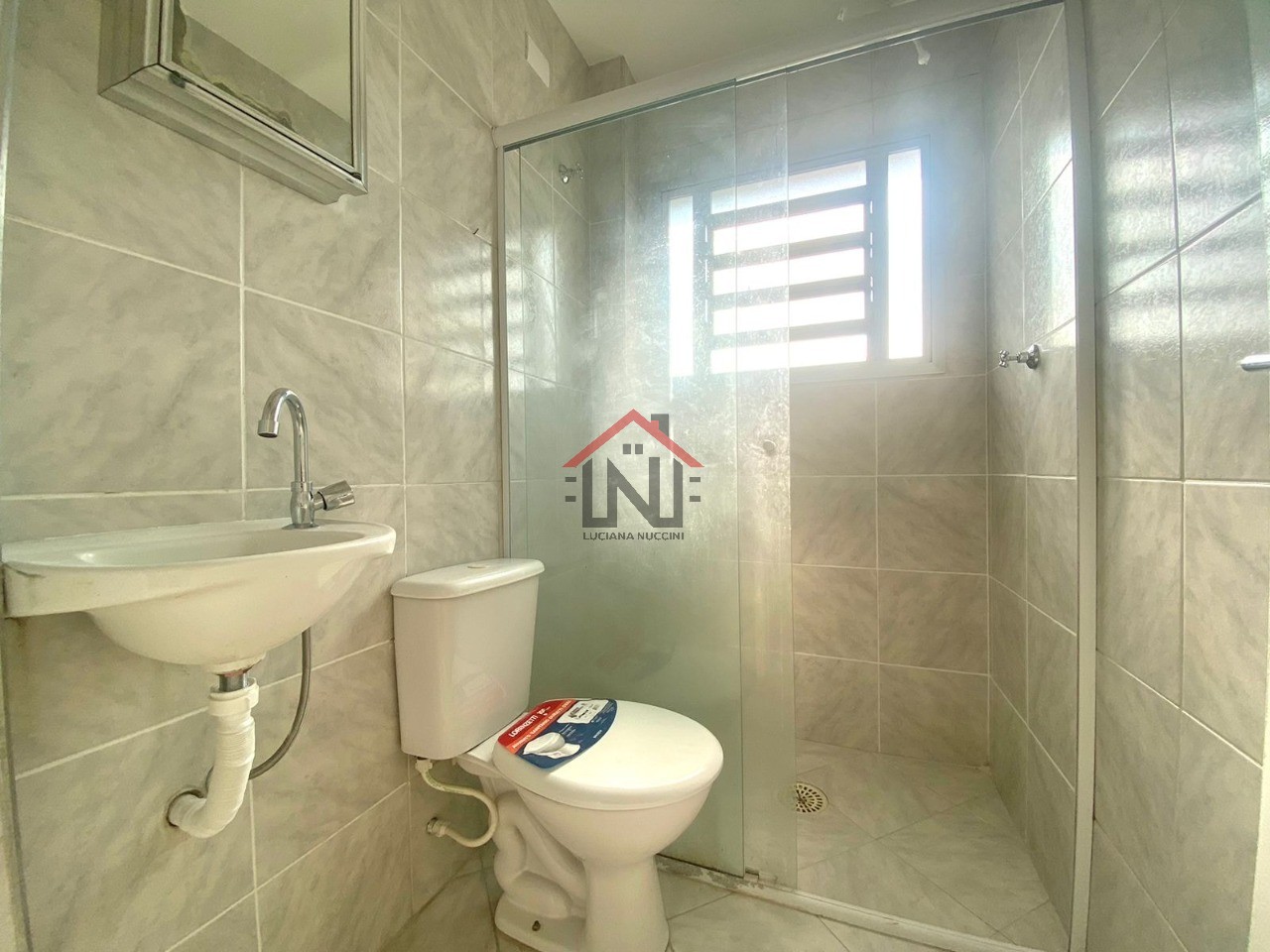 Aluguel de Apartamento em Pinheiros, São Paulo-SP: 2 quartos, 1 sala, 1 banheiro, 1 vaga e 62m² de pura praticidade!