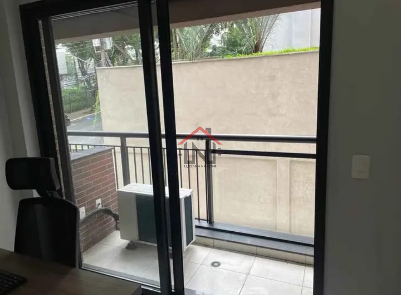 Conjunto Comercial à Venda em São Paulo-SP, Bairro Aclimação: 1 Sala, 1 Banheiro e 1 Vaga na Garagem!